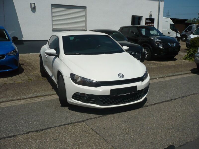 Candyweiß Gebraucht 2010 VW Scirocco Team Coupé | 7.770 € (Fairer Preis) - Bild 1/4