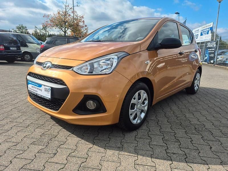 Orange Gebraucht 2015 Hyundai i10 Kleinwagen | 6.999 € (Fairer Preis) - Bild 1/4