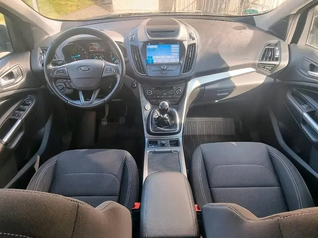 Używany Ford Kuga 150 KM (110 kW) 2017 Czarny SUV