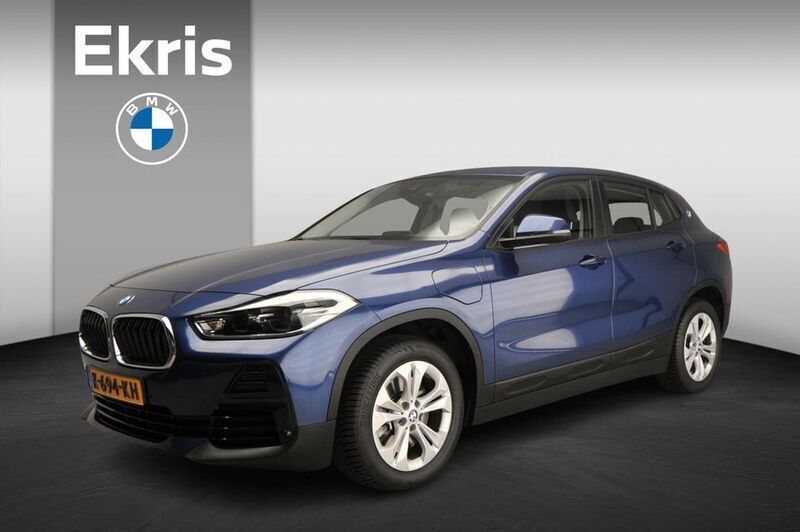 Blau Gebraucht 2021 BMW X2 Executive SUV | 25.900 € (Teuer) - Bild 1/4