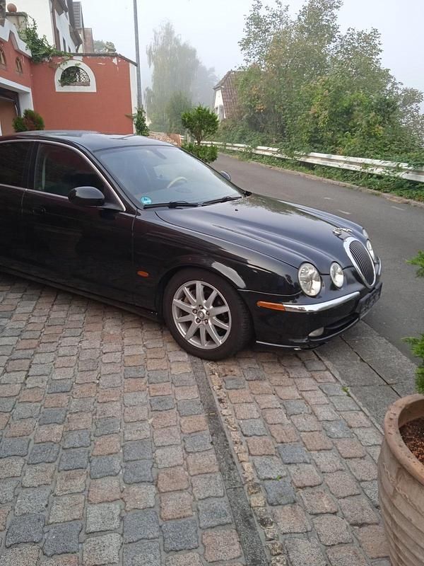Schwarz Gebraucht 2002 Jaguar S-Type S Limousine | 1.900 € (Fairer Preis) - Bild 1/4