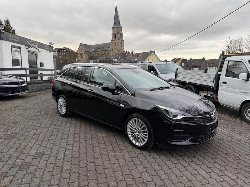 Gebraucht Opel Astra 122 PS (89 kW) 2021 Schwarz Kombi