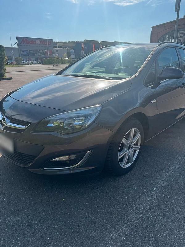 Gebraucht Opel Astra 130 PS (95 kW) 2013 Braun Kombi