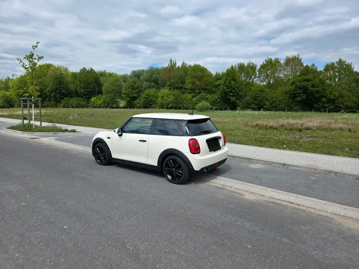 Occasion Mini Cooper D 2017 Beige Hatchback