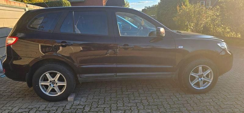 Rot Gebraucht 2010 Hyundai Santa Fe GLS SUV | 4.399 € (Fairer Preis) - Bild 1/4