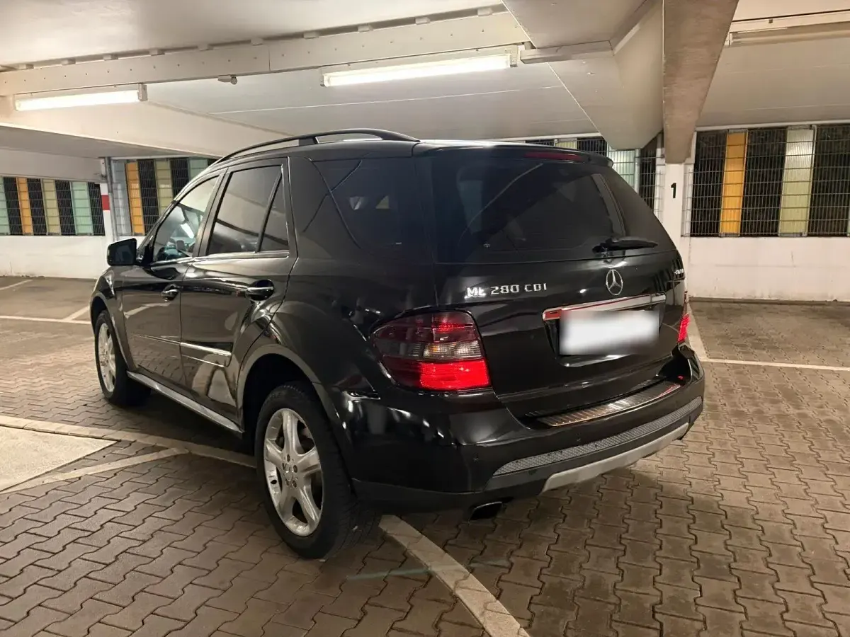 Gebraucht Mercedes ML280 190 PS (139 kW) 2008 Schwarz SUV