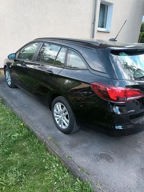 Gebraucht Opel Astra Edition 131 PS (96 kW) 2022 Schwarz Kleinwagen