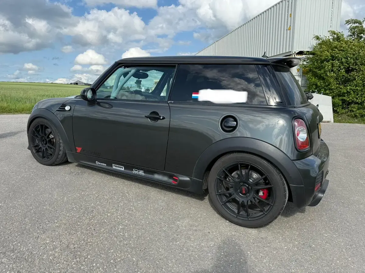 Gebraucht Mini John Cooper Works 211 PS (155 kW) 2011 Grau Kleinwagen
