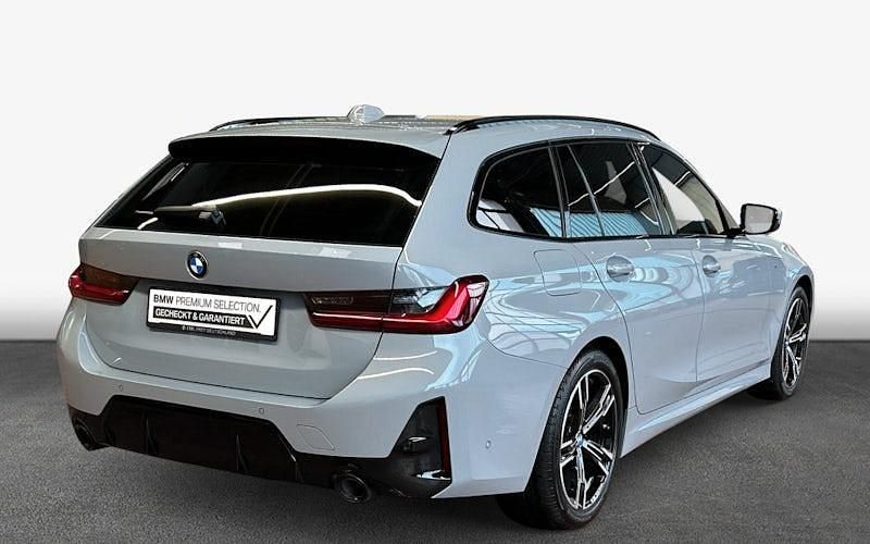 Gebraucht BMW 320 Performance 184 PS (135 kW) 2024 Grau Kombi