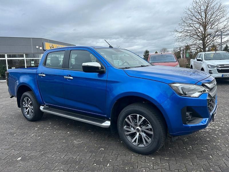 Neu Isuzu D-Max 163 PS (119 kW) 2025 Blau Pickup