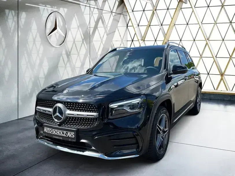 Gebraucht Mercedes GLB200 AMG 150 PS (110 kW) 2025 Schwarz SUV