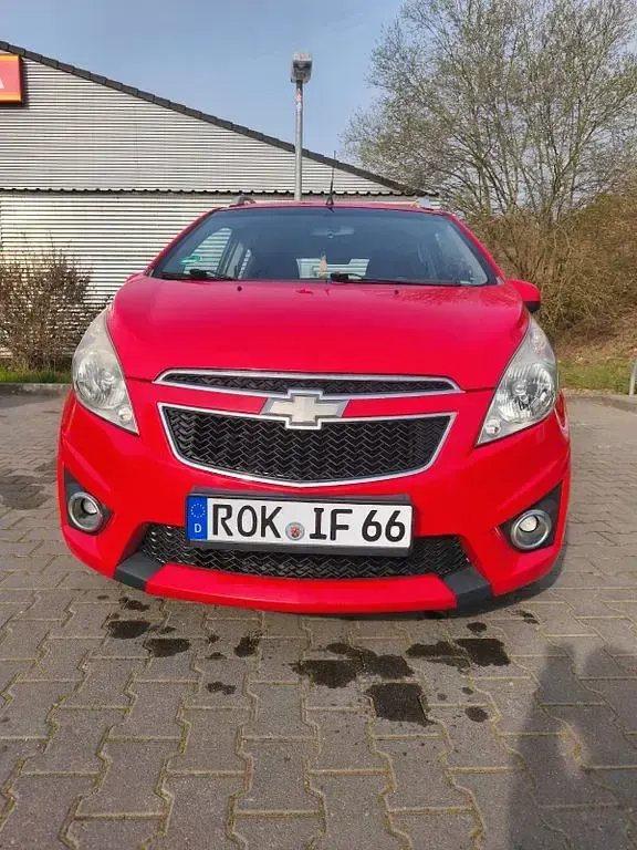 Używany Chevrolet Spark LT 82 KM (60 kW) 2010 Czerwony Hatchback