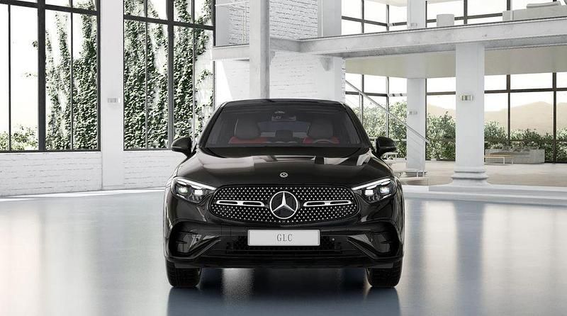 Schwarz Neu 2025 Mercedes GLC300 AMG line SUV | 69.800 € (Teuer) - Bild 1/4