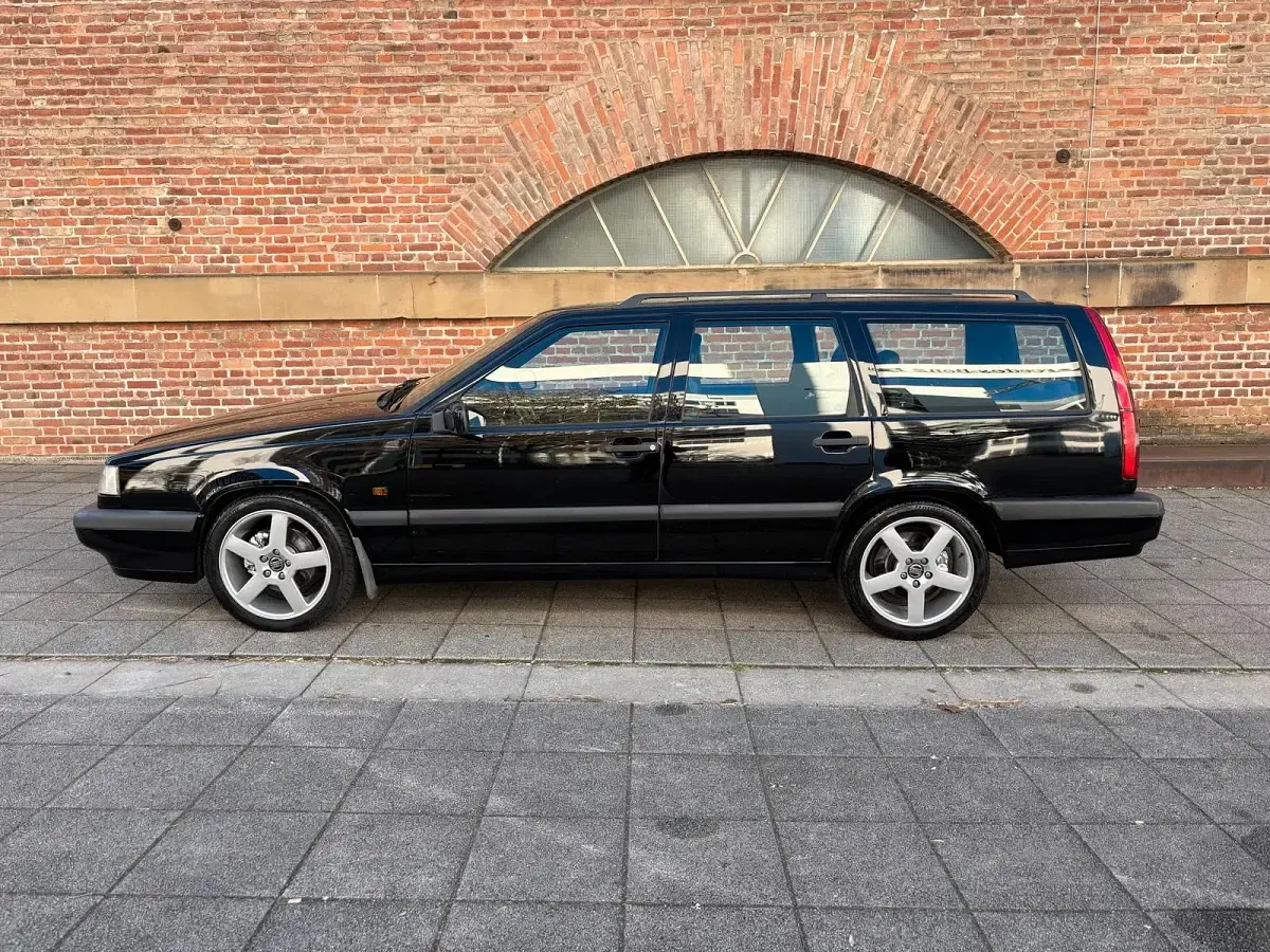 Gebraucht Volvo 850 226 PS (166 kW) 1995 Schwarz Kombi