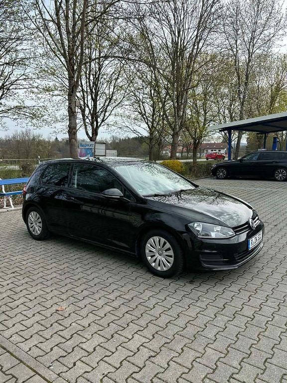 Gebraucht VW Golf VII Match 86 PS (63 kW) 2013 Schwarz Limousine
