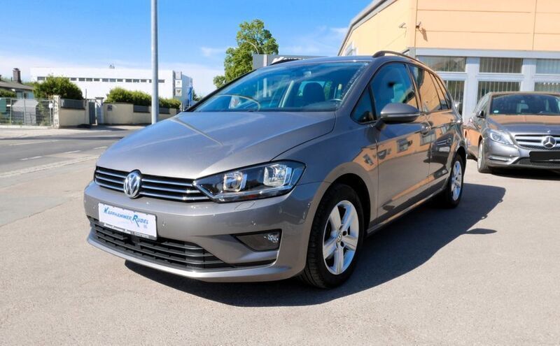 Grau Gebraucht 2014 VW Golf Sportsvan Comfortline Van / Kleinbus | 14.900 € (Teuer) - Bild 1/4