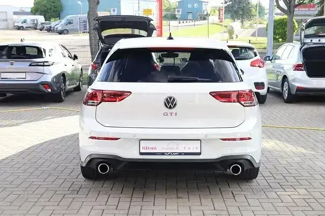 Gebraucht VW Golf VIII GTI 245 PS (180 kW) 2022 Pure white Limousine