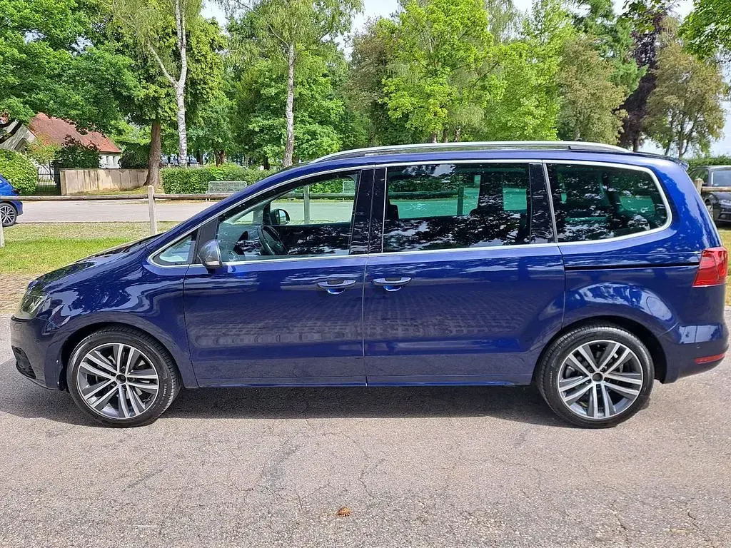 Gebraucht Seat Alhambra FR-Line 150 PS (110 kW) 2022 Blau Van / Kleinbus
