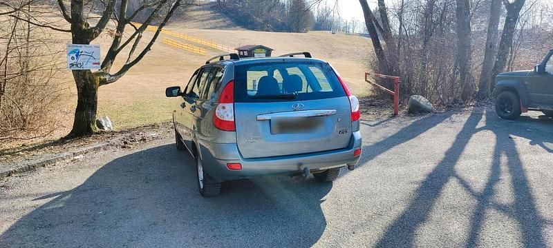 Second-hand Lada Priora 98 CP (72 kW) 2013 Maro Break