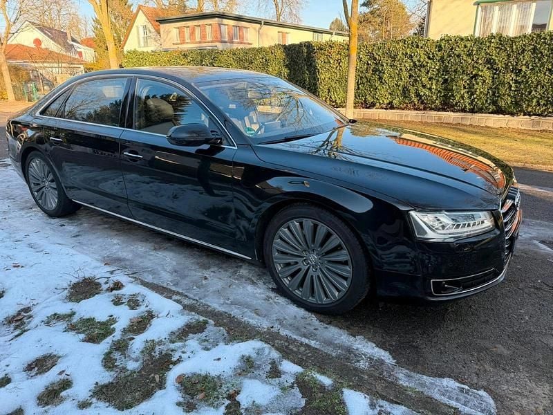 Schwarz Gebraucht 2014 Audi A8L Limousine | 17.450 € (Superpreis) - Bild 1/4