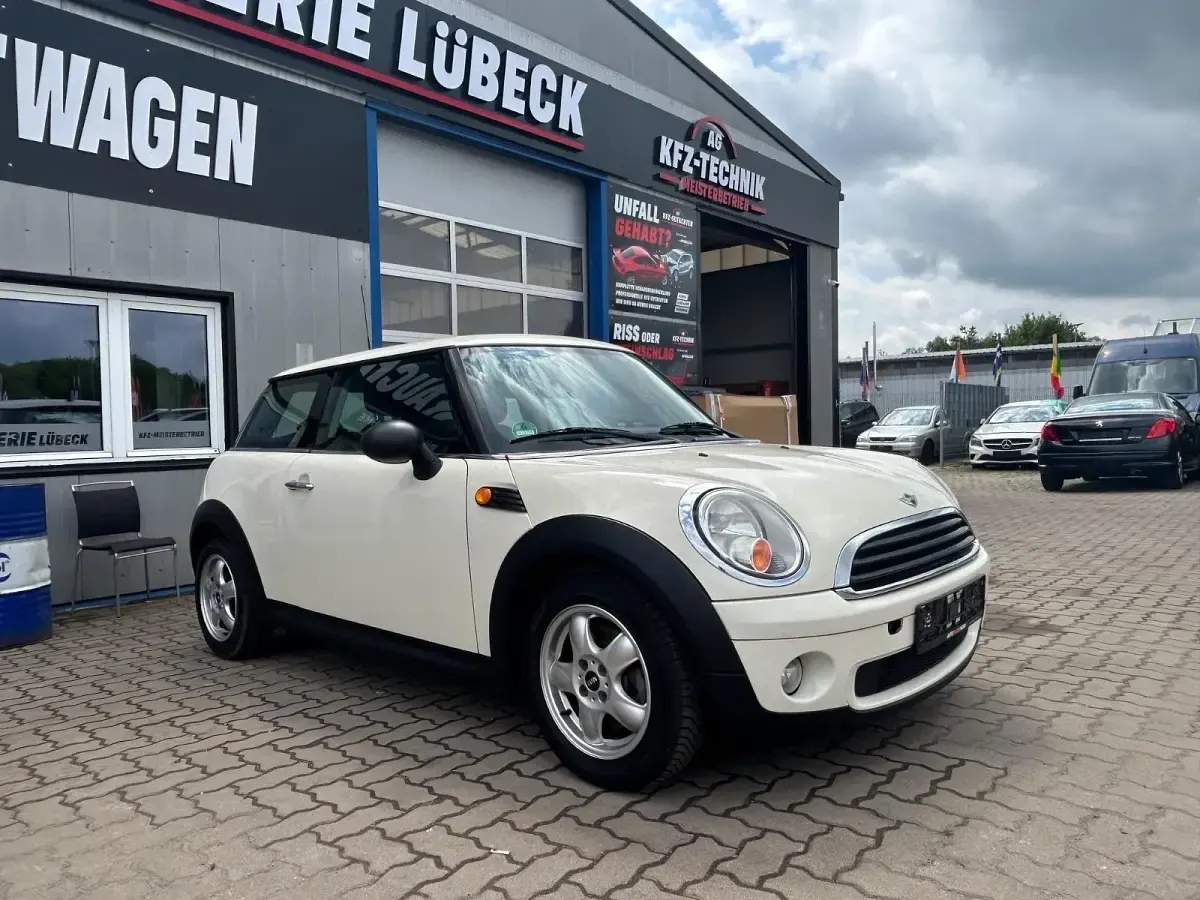Gebraucht Mini ONE 95 PS (69 kW) 2009 Weiß Kleinwagen