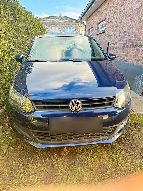 Gebraucht VW Polo 60 PS (44 kW) 2010 Blau Kleinwagen