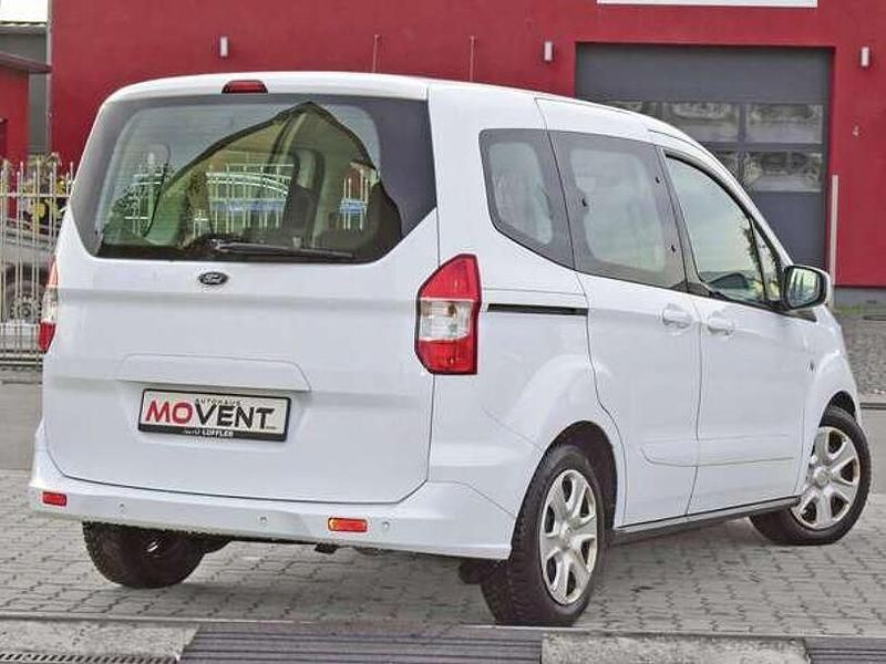 Gebraucht Ford Tourneo Courier 101 PS (74 kW) 2019 Weiss Van / Kleinbus