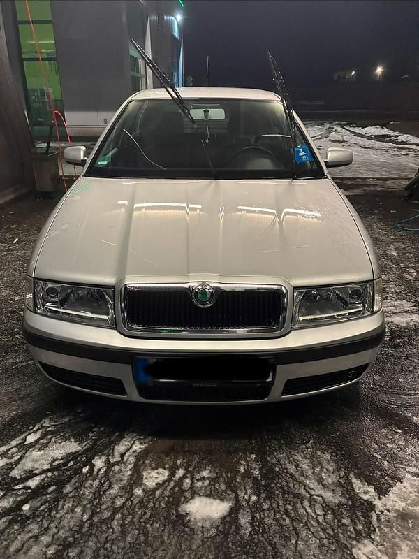 Gebraucht Skoda Octavia 116 PS (85 kW) 2002 Silber Limousine