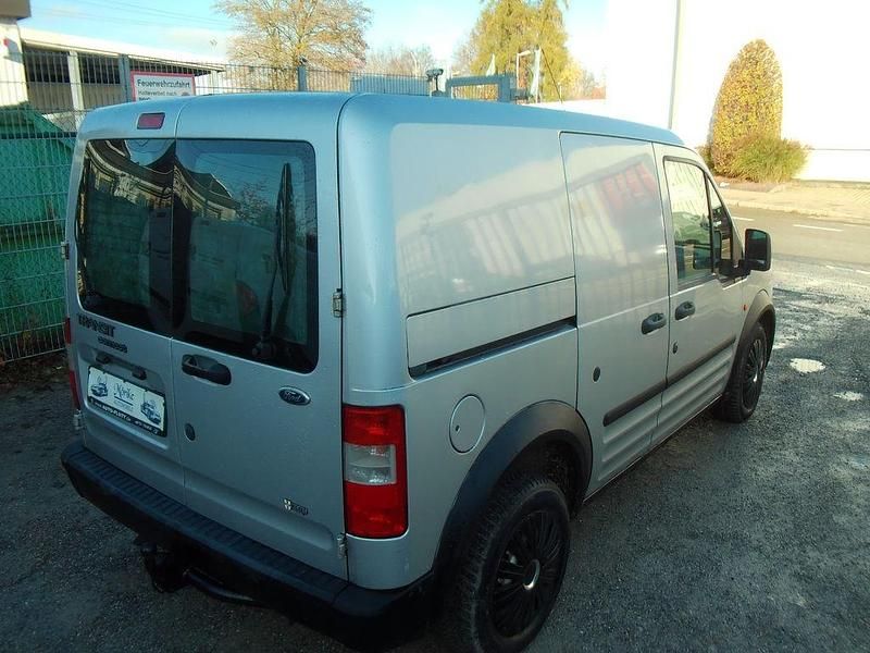 Gebraucht Ford Transit Connect 90 PS (66 kW) 2007 Silber Van / Kleinbus