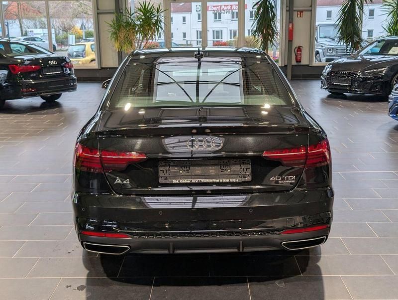 Gebraucht Audi A4 S-Line 204 PS (150 kW) 2022 Schwarz Limousine