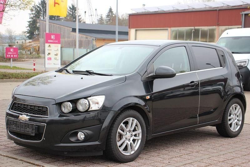 Gebraucht Chevrolet Aveo 95 PS (69 kW) 2012 Schwarz Limousine