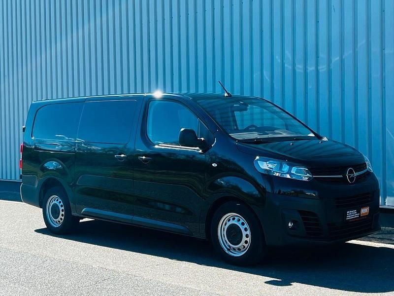 Gebraucht Opel Vivaro 144 PS (105 kW) 2023 Schwarz Van / Kleinbus
