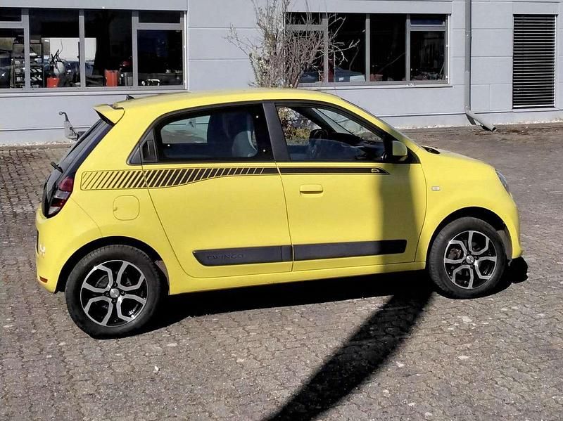 Gebraucht Renault Twingo Dynamique 90 PS (66 kW) 2014 Hellgelb Kleinwagen