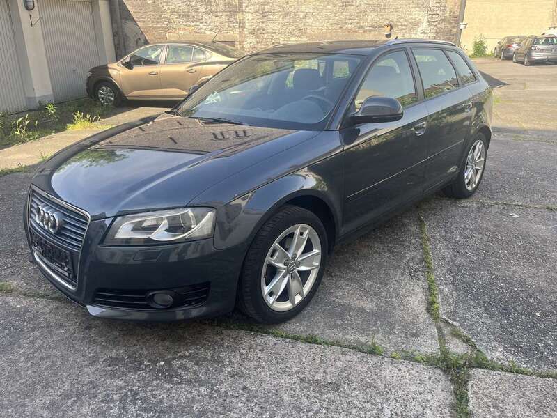 Meteorgrau perleffekt Gebraucht 2009 Audi A3 Kleinwagen | 6.990 € (Etwas zu teuer) - Bild 1/4