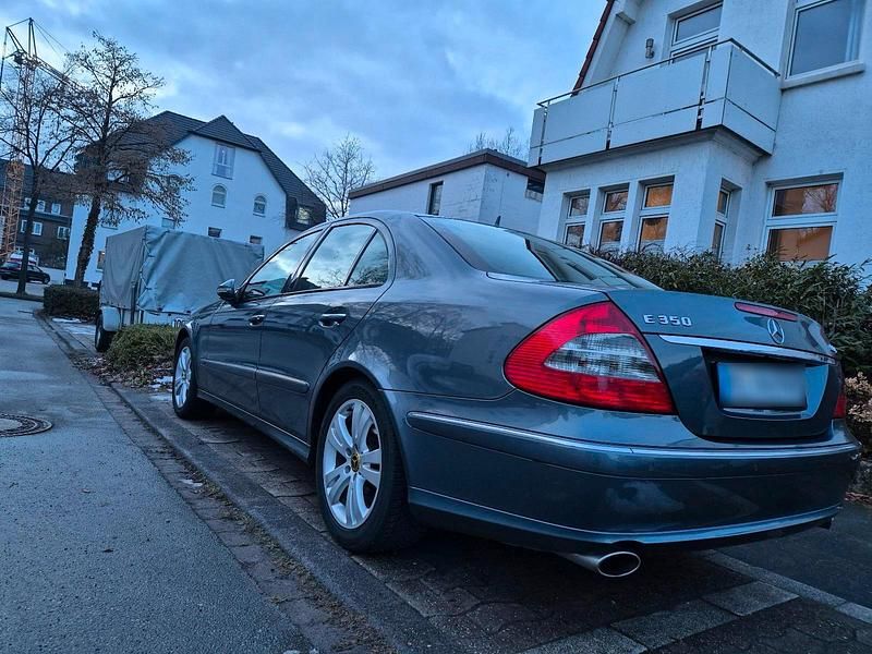 Gebraucht Mercedes E350 Elegance 292 PS (214 kW) 2008 Grau Limousine