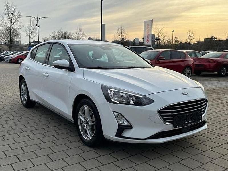 Gebraucht Ford Focus Cool & Connect 101 PS (74 kW) 2021 Weiß Limousine