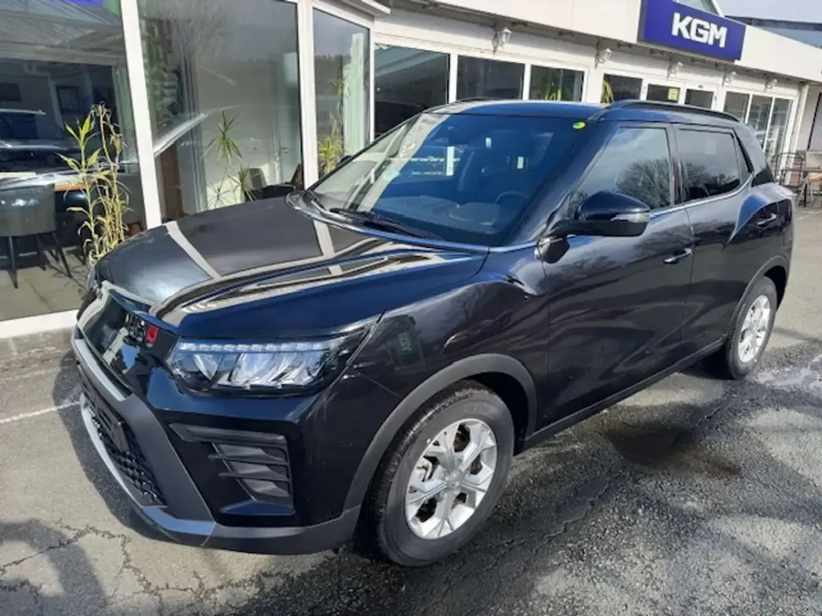 Neu KGM Tivoli 163 PS (119 kW) 2026 Schwarz SUV