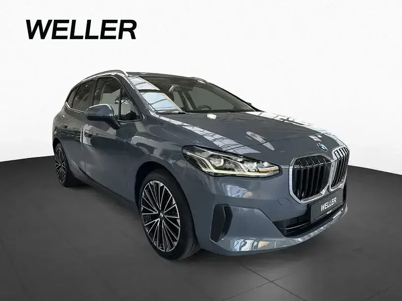 Gebraucht BMW 223 Active Tourer Comfort Edition 211 PS (155 kW) 2025 Storm bay (grau) Van / Kleinbus