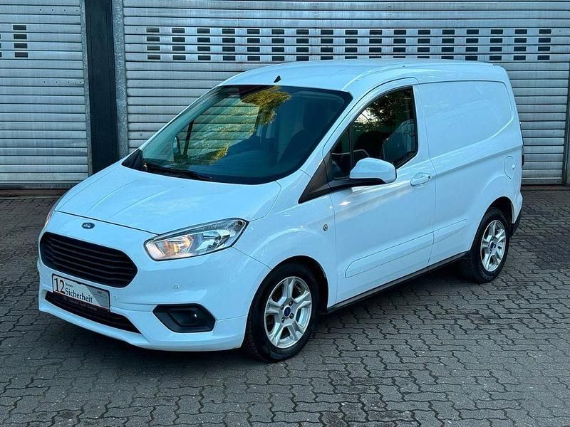 Gebraucht Ford Transit Limited 101 PS (74 kW) 2021 Weiß Van / Kleinbus