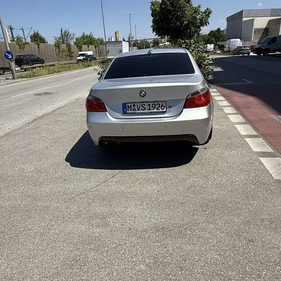Gebraucht BMW 520 Exclusive 170 PS (125 kW) 2004 Limousine