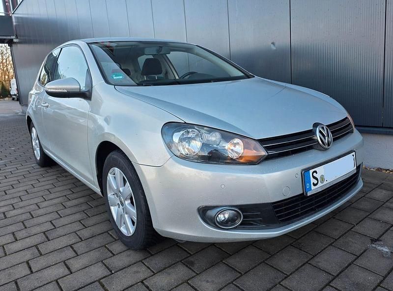 Gebraucht VW Golf VI 102 PS (75 kW) 2009 Silber Kleinwagen