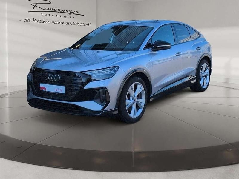 Gebraucht Audi Q4 e-tron S-Line 219 kW (299 PS) 2022 Florettsilber metallic SUV
