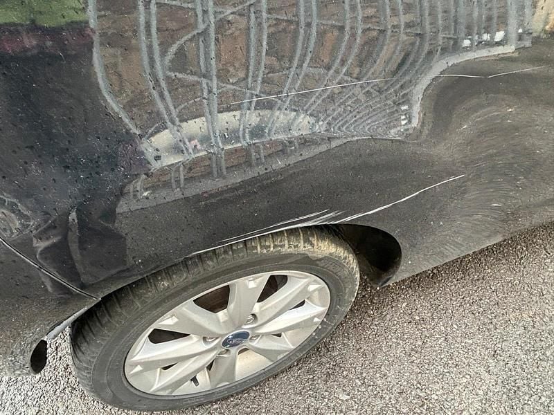 Gebraucht Ford Fiesta 82 PS (60 kW) 2009 Schwarz Kleinwagen