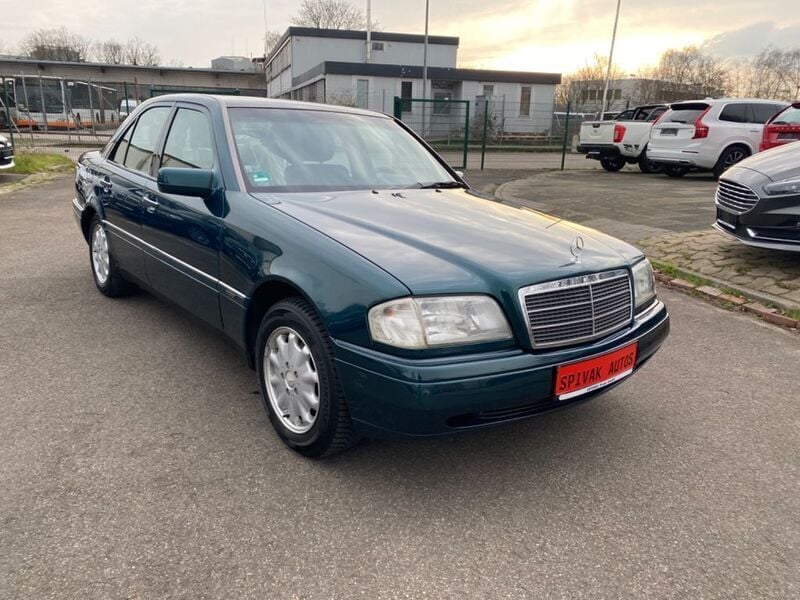 Gebraucht Mercedes C220 Elegance 150 PS (110 kW) 1996 Grün Limousine