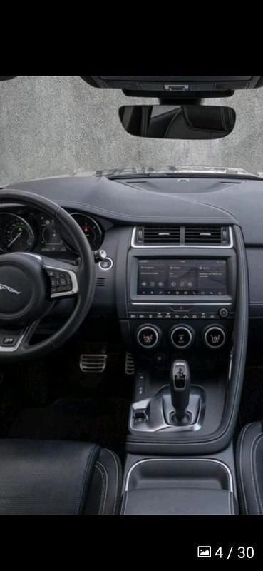Gebraucht Jaguar E-Pace R 179 PS (131 kW) 2019 Grau SUV