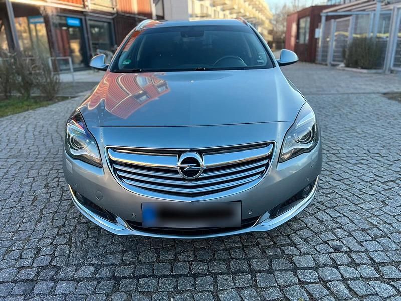Gebraucht Opel Insignia 194 PS (142 kW) 2014 Grau Kombi