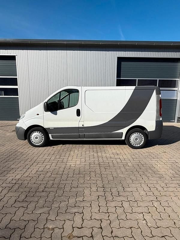 Gebraucht Opel Vivaro 114 PS (83 kW) 2007 Weiß Van / Kleinbus