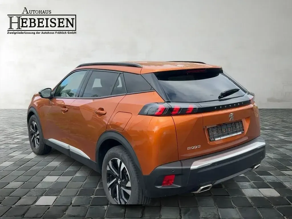 Gebraucht Peugeot 2008 Allure 131 PS (96 kW) 2022 Orange SUV