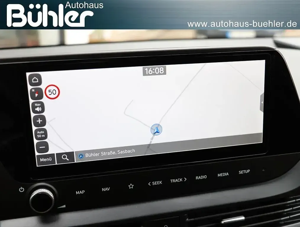Neu Hyundai i20 Blackline 90 PS (66 kW) 2026 Grün Kleinwagen
