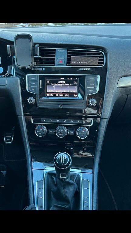 Gebraucht VW Golf Allstar 110 PS (80 kW) 2016 Blau Limousine